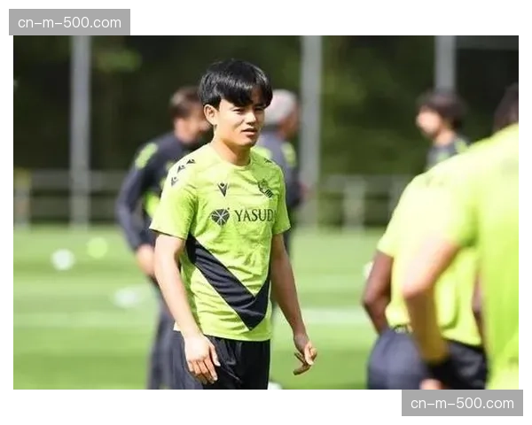 久保健英留队决定助皇家社会稳定进攻体系，成前场核心。